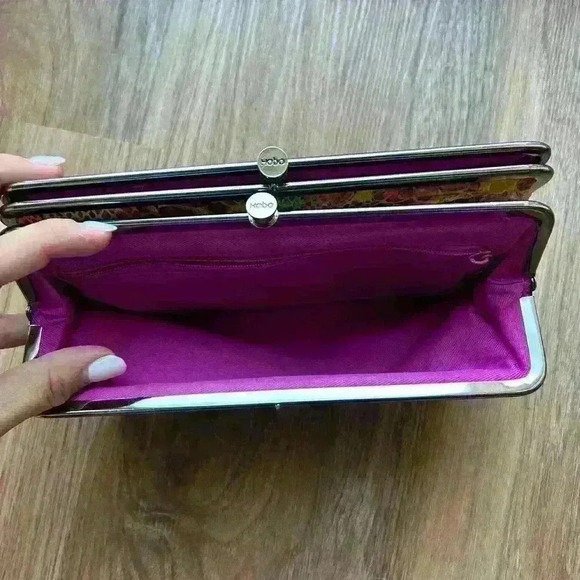 HOBO Snakeskin Floral Yellow Gold Trifold Clutch Wallet - Picture 6 of 6